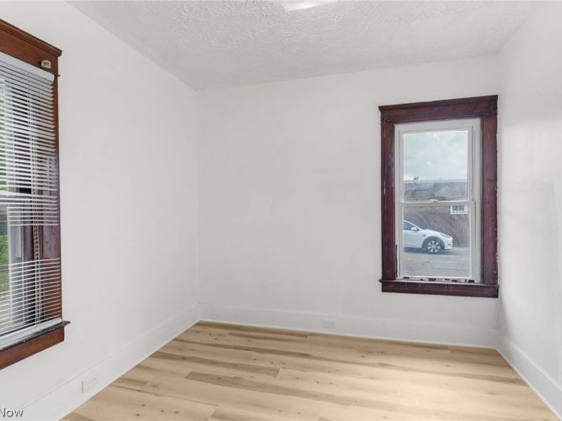 2232 Youngstown Road SE, Warren, OH 44484 Photo 3