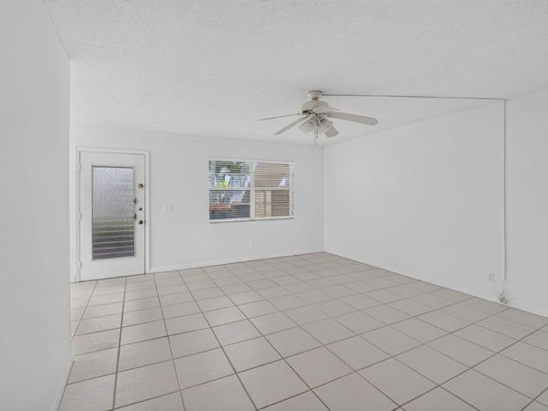 200 Normandy E, Unit 200, Delray Beach, FL 33484