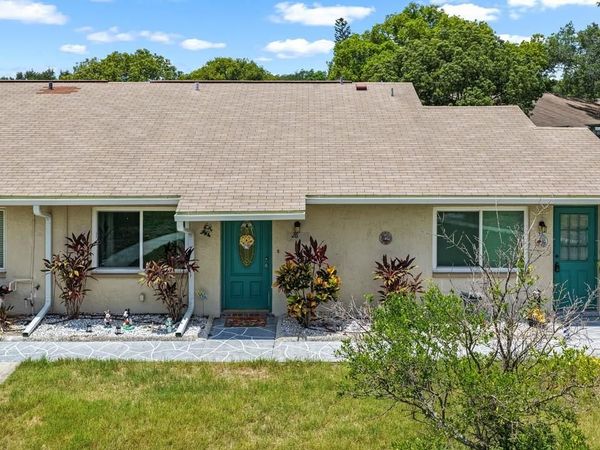 1906 CANTERBURY LANE , Unit 26, SUN CITY CENTER, FL 33573