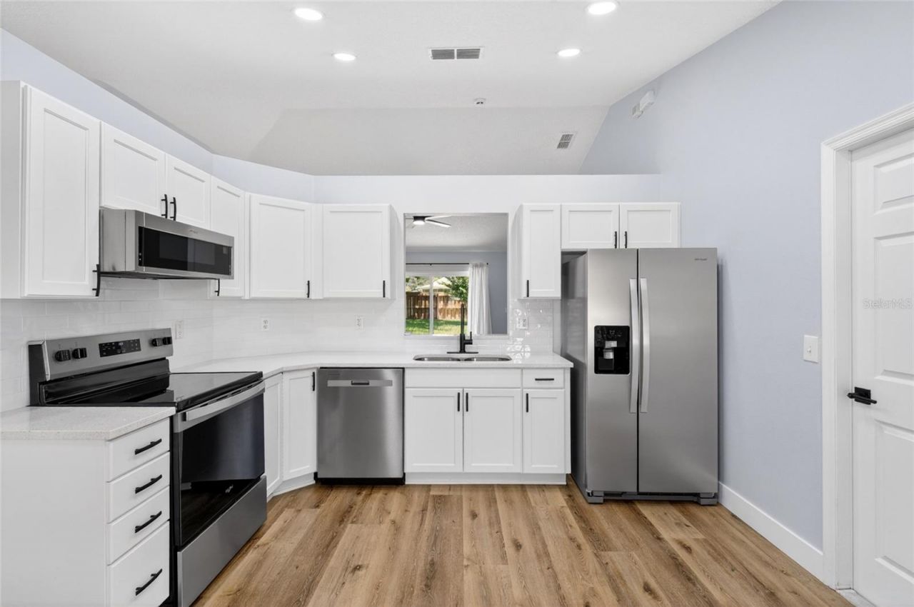 1645 E Spring Ridge Circle , Winter Garden, FL 34787 Photo