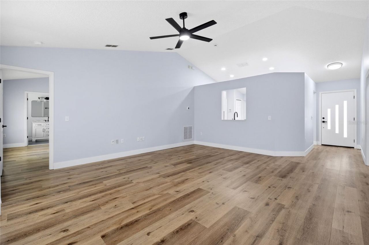 1645 E Spring Ridge Circle , Winter Garden, FL 34787 Photo