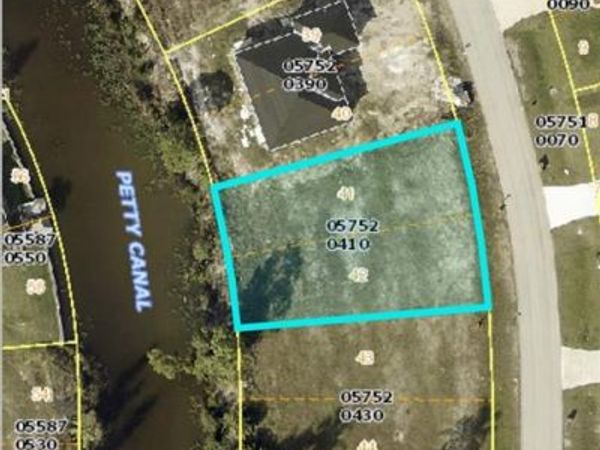 3714 NE 13th AVE , CAPE CORAL, FL 33909