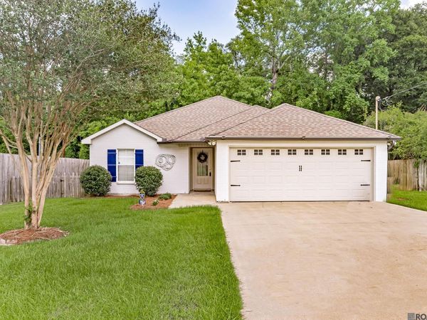 18634 White Oak Dr, Prairieville, LA 70769