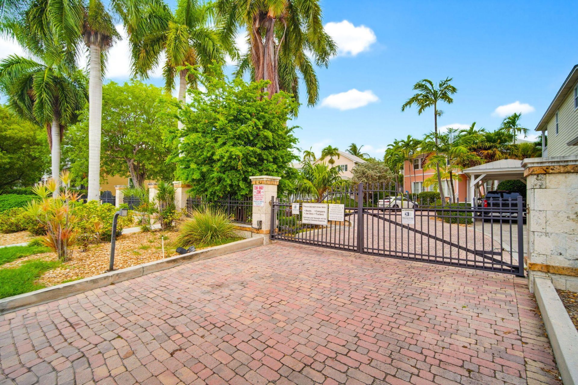 42 Coral Way, Stock Island, FL 33040 Photo