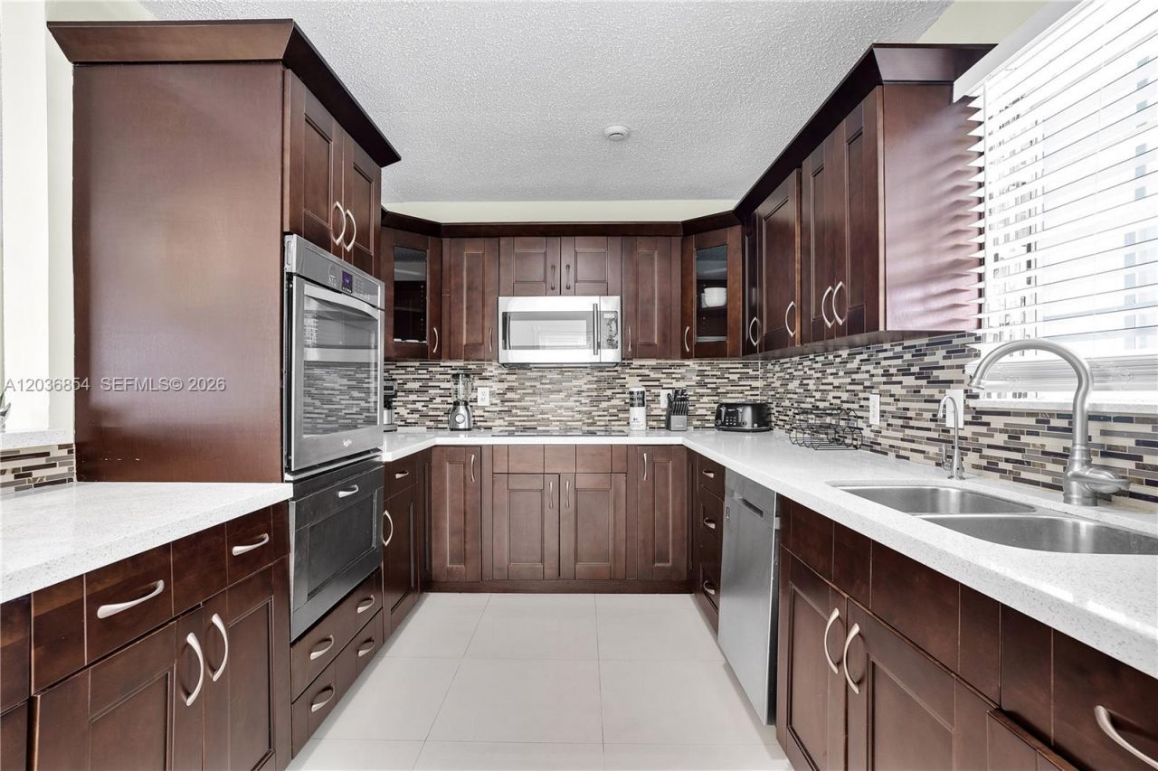 6452 Custer St , Hollywood, FL 33024 Photo