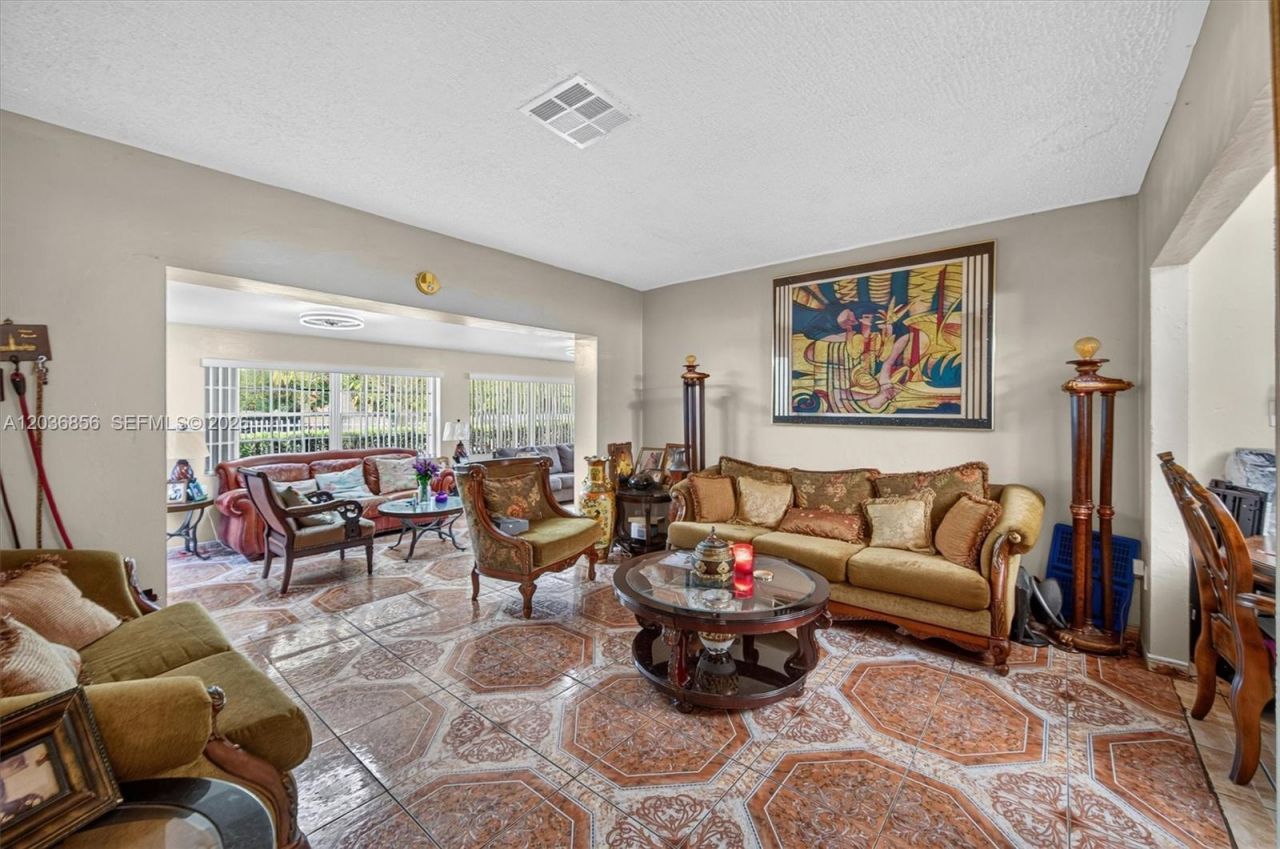 761 NE 139th St , North Miami, FL 33161 Photo