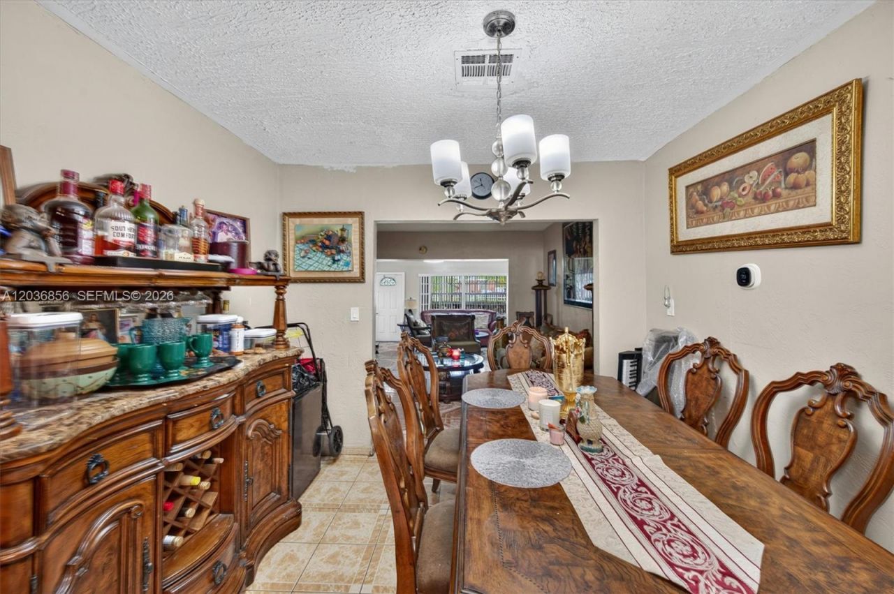 761 NE 139th St , North Miami, FL 33161 Photo