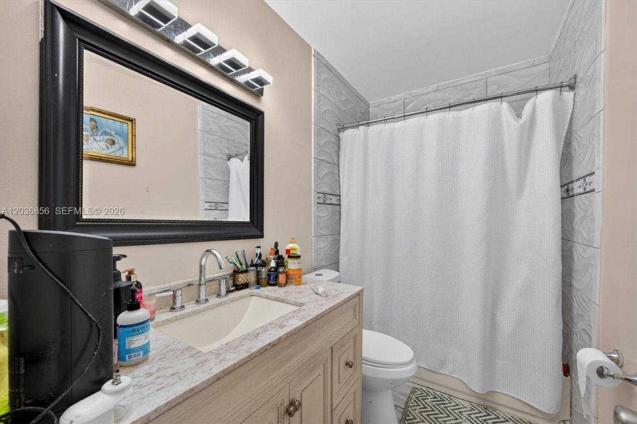 761 NE 139th St , North Miami, FL 33161 Photo