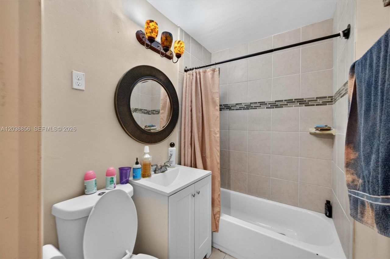 761 NE 139th St , North Miami, FL 33161 Photo