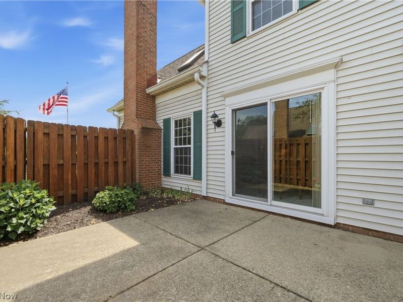 26 Hudson Common Drive, Hudson, OH 44236 Photo 12