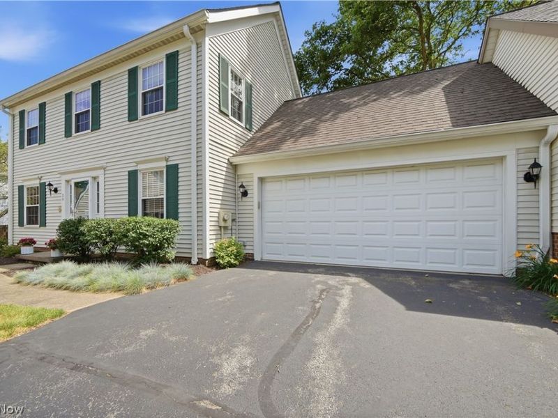 26 Hudson Common Drive, Hudson, OH 44236 Photo 3