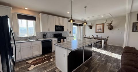 1729 2300 E Street, Battle Mountain, NV 89820 Photo