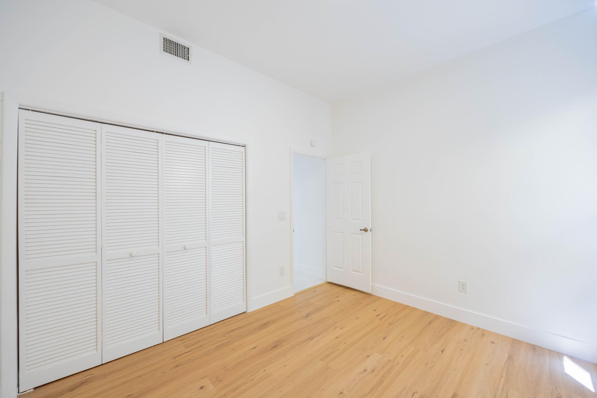 7520 La Paz Boulevard, Unit 104, Boca Raton, FL 33433 Photo