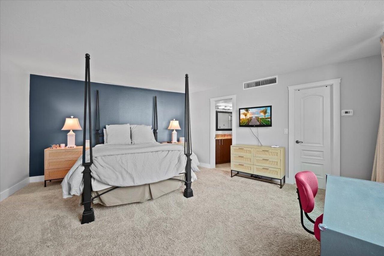 2800 N Ocean Drive, Riviera Beach, FL 33404 Photo
