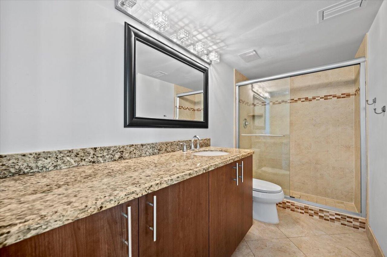 2800 N Ocean Drive, Riviera Beach, FL 33404 Photo
