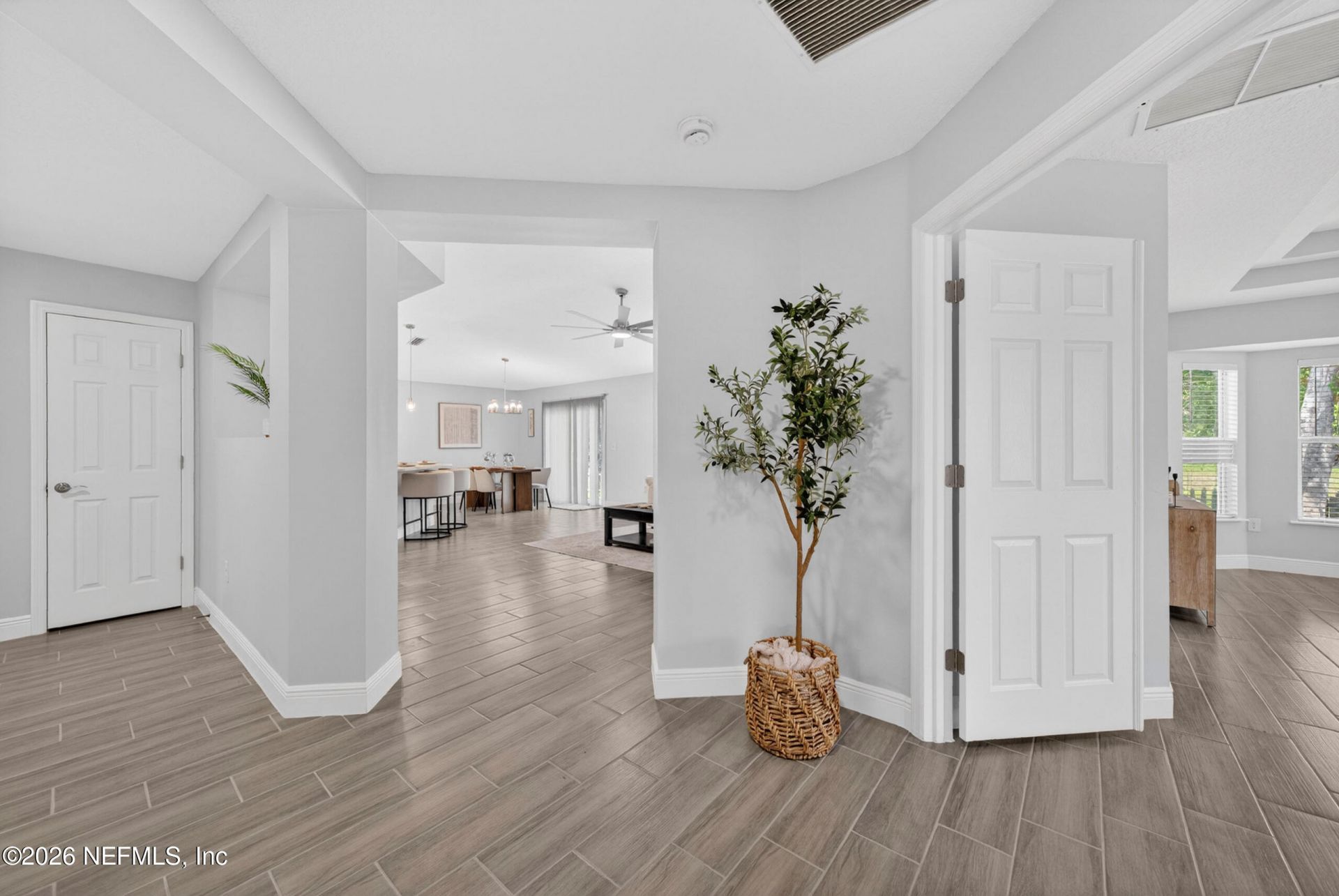2438 Tyson Lake Drive, Jacksonville, FL 32221 Photo