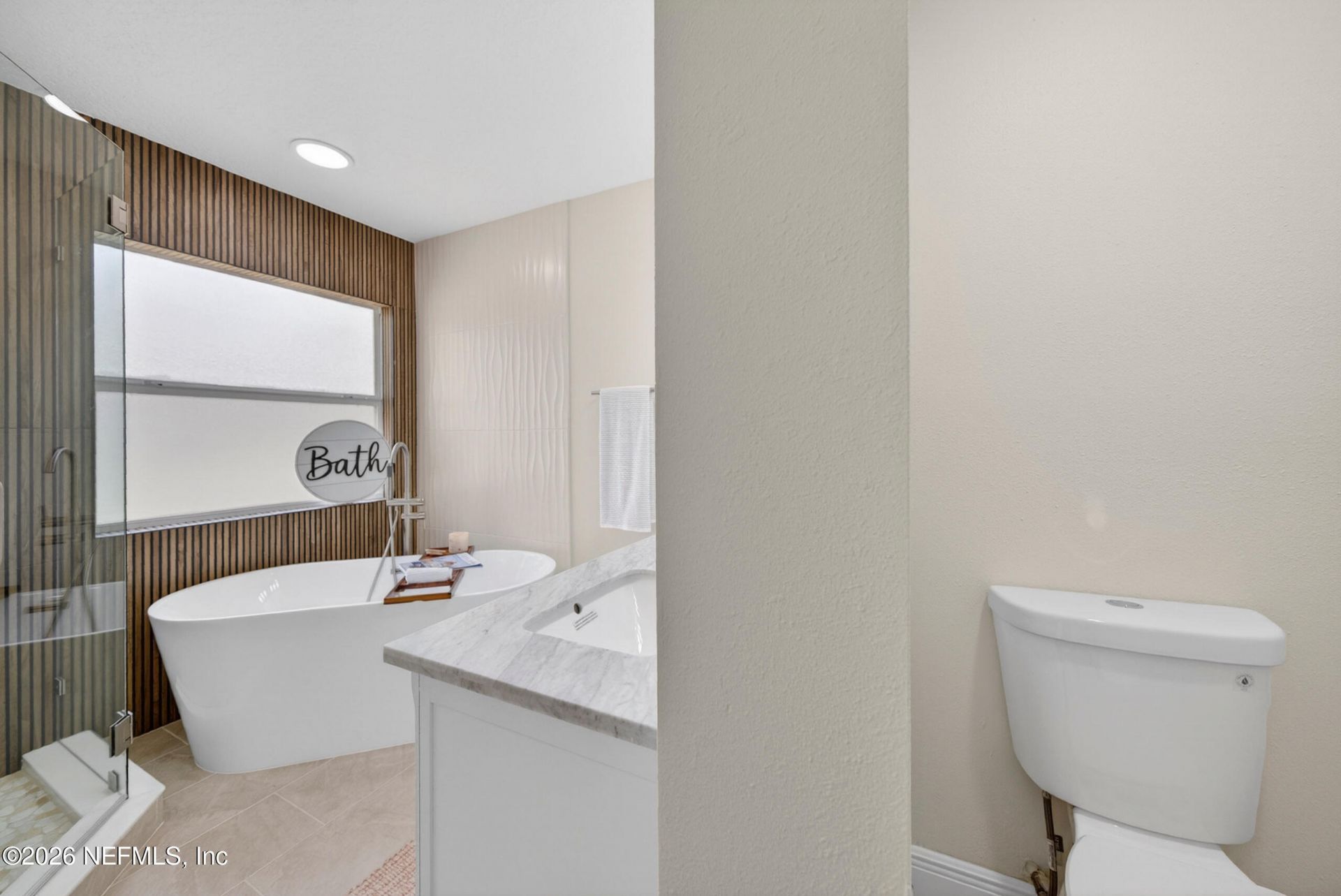 2438 Tyson Lake Drive, Jacksonville, FL 32221 Photo