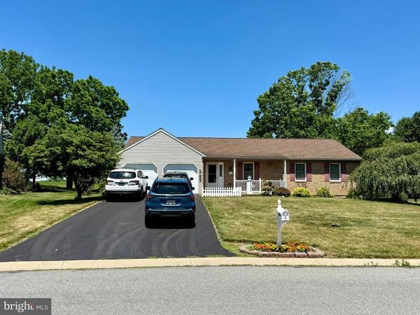 304 W WALNUT TREE DRIVE , BLANDON, PA 19510