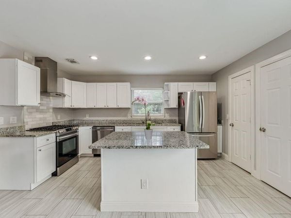 6742 Hialeah Drive , Dallas, TX 75214