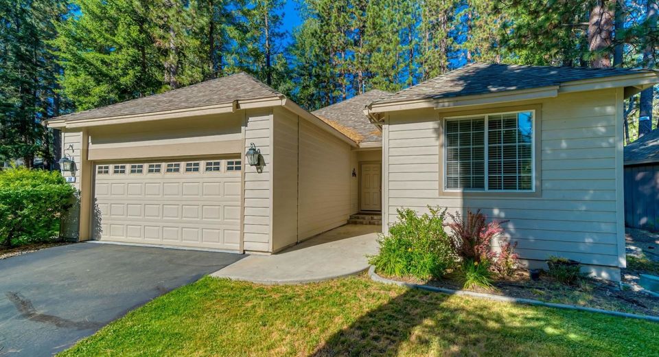 38 Oak Court, Blairsden, CA 96103 Photo