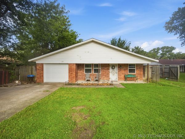 203 NW Church Street , Krebs, OK 74501