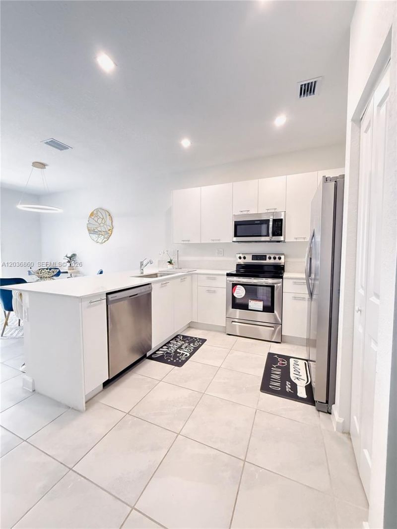 12779 NW 24th Ave, Miami, FL 33167 Photo