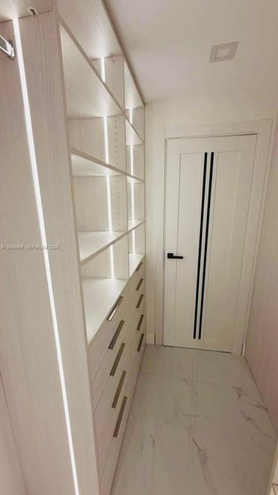 230 174th St, Unit 1612, Sunny Isles Beach, FL 33160 Photo