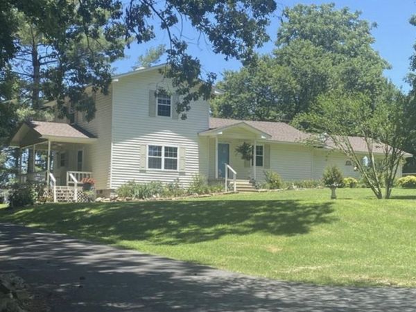 1066 County Road 10, Boaz, AL 35957