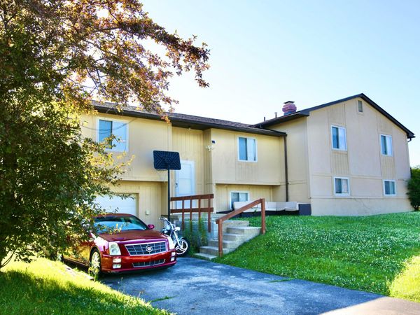 6394 Birchview Drive N, Reynoldsburg, OH 43068