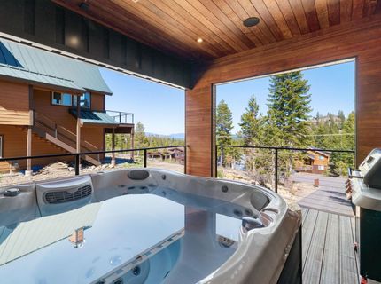 15612 Skislope Way, Truckee, CA 96161 Photo