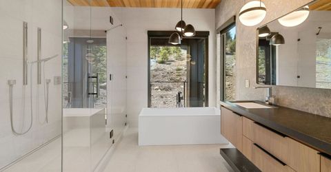 15612 Skislope Way, Truckee, CA 96161 Photo