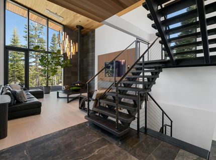 15612 Skislope Way, Truckee, CA 96161 Photo
