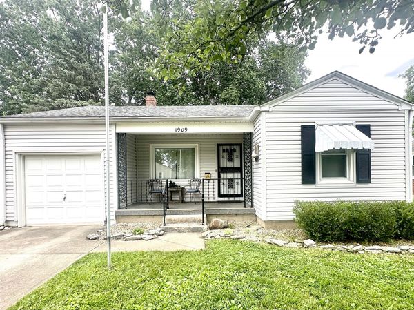 1909 Patton Drive , Speedway, IN 46224