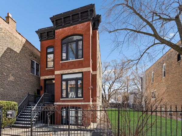 1337 N Oakley Avenue , Chicago, IL 60622