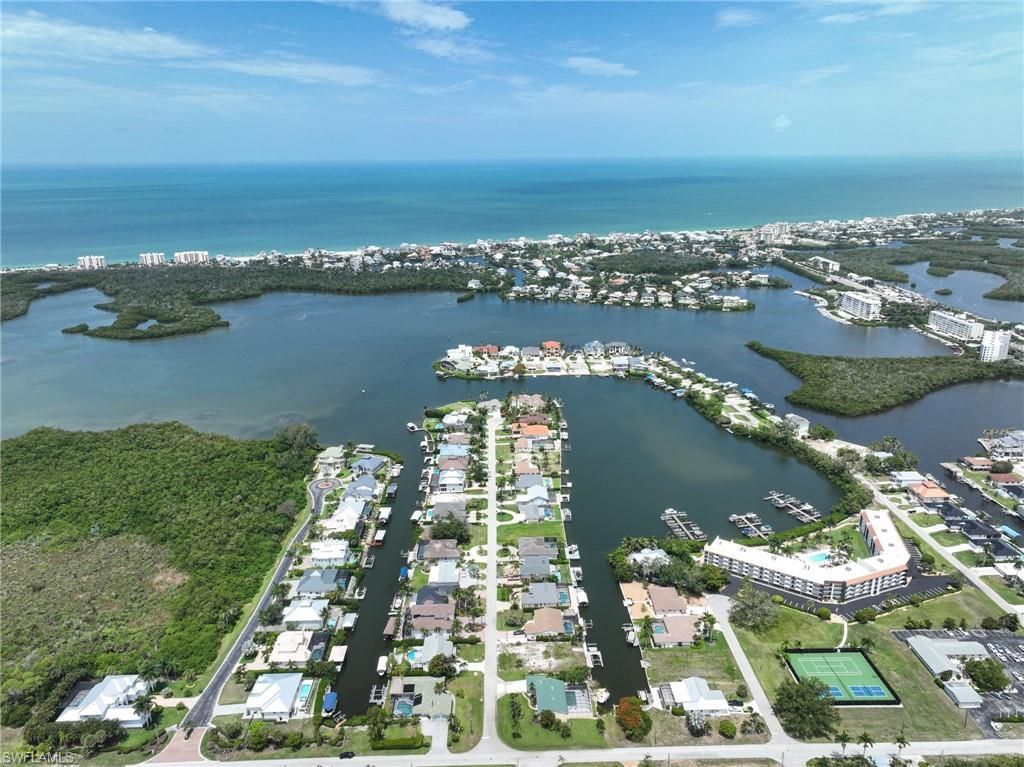 202 6th St , Bonita Springs, FL 34134 Photo