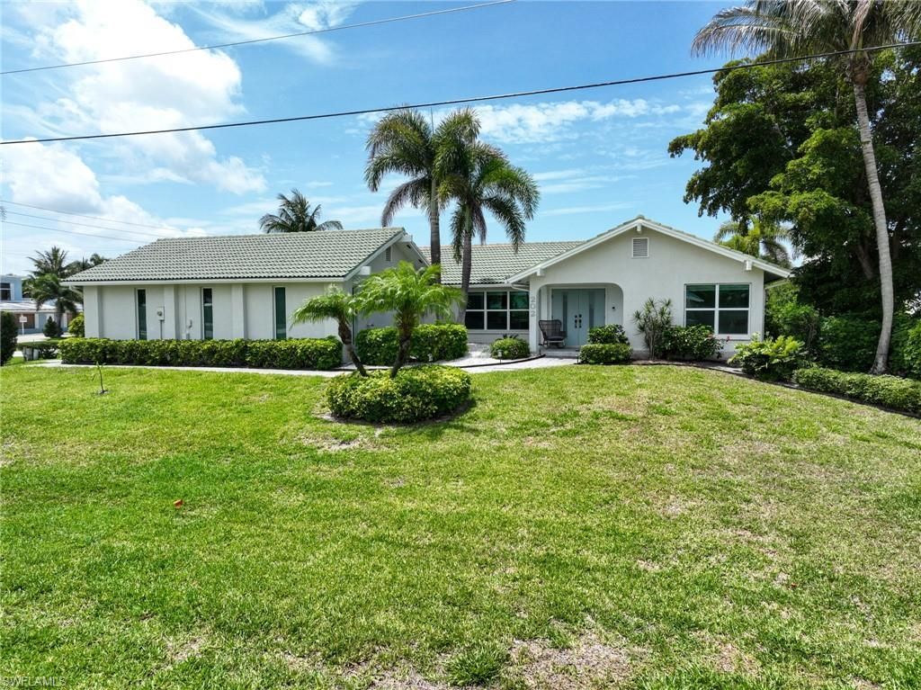 202 6th St , Bonita Springs, FL 34134 Photo