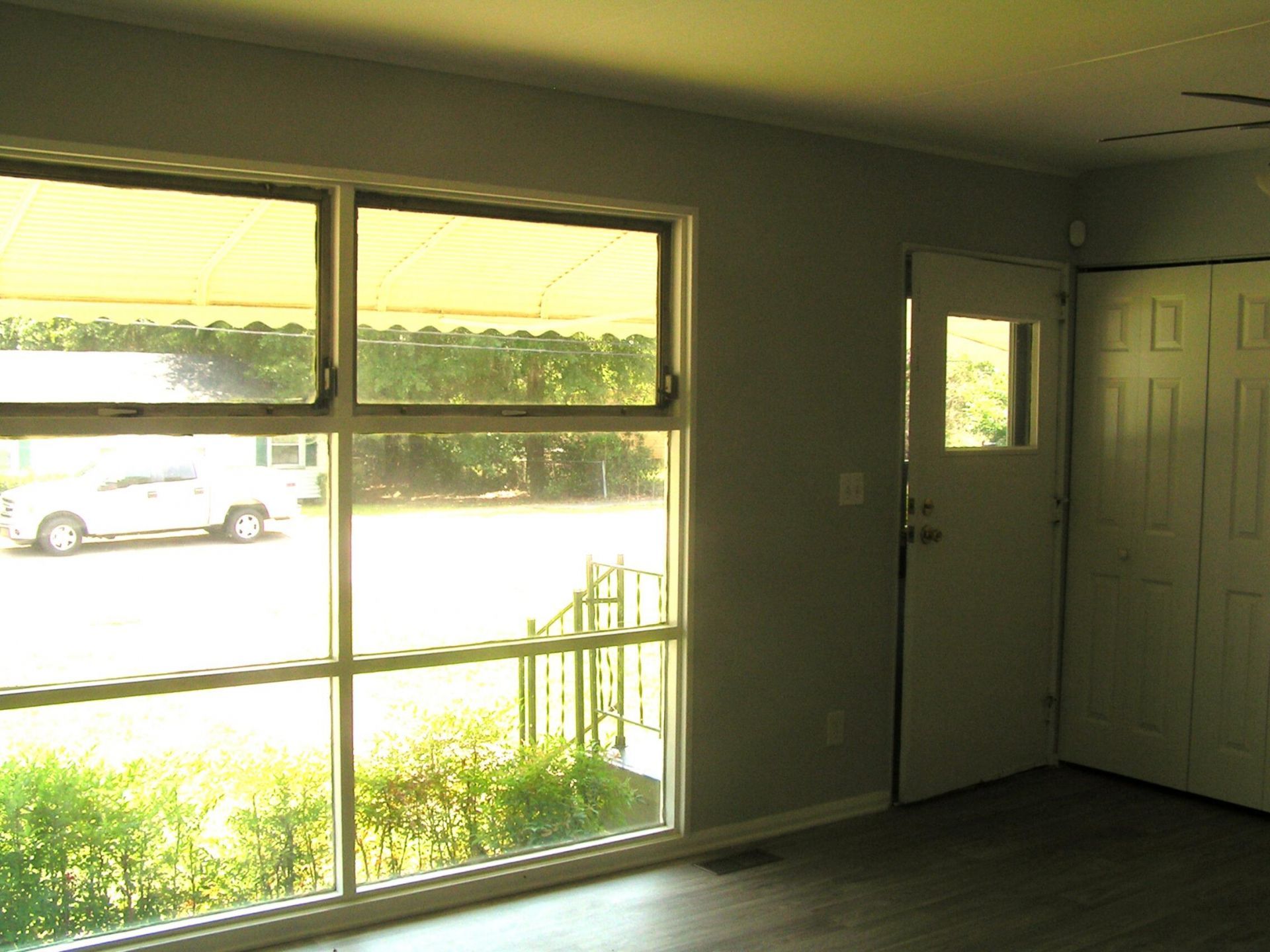 1530 Central Street Photo 11