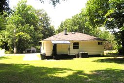 1530 Central Street photo 4
