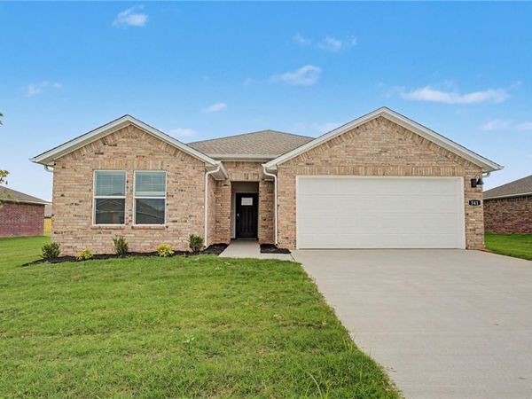 541 Nevada Street, Farmington, AR 72730