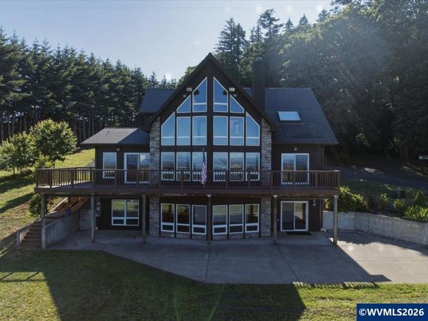 22000 SE Upper Matthews Creek Ln, Amity, OR 97101