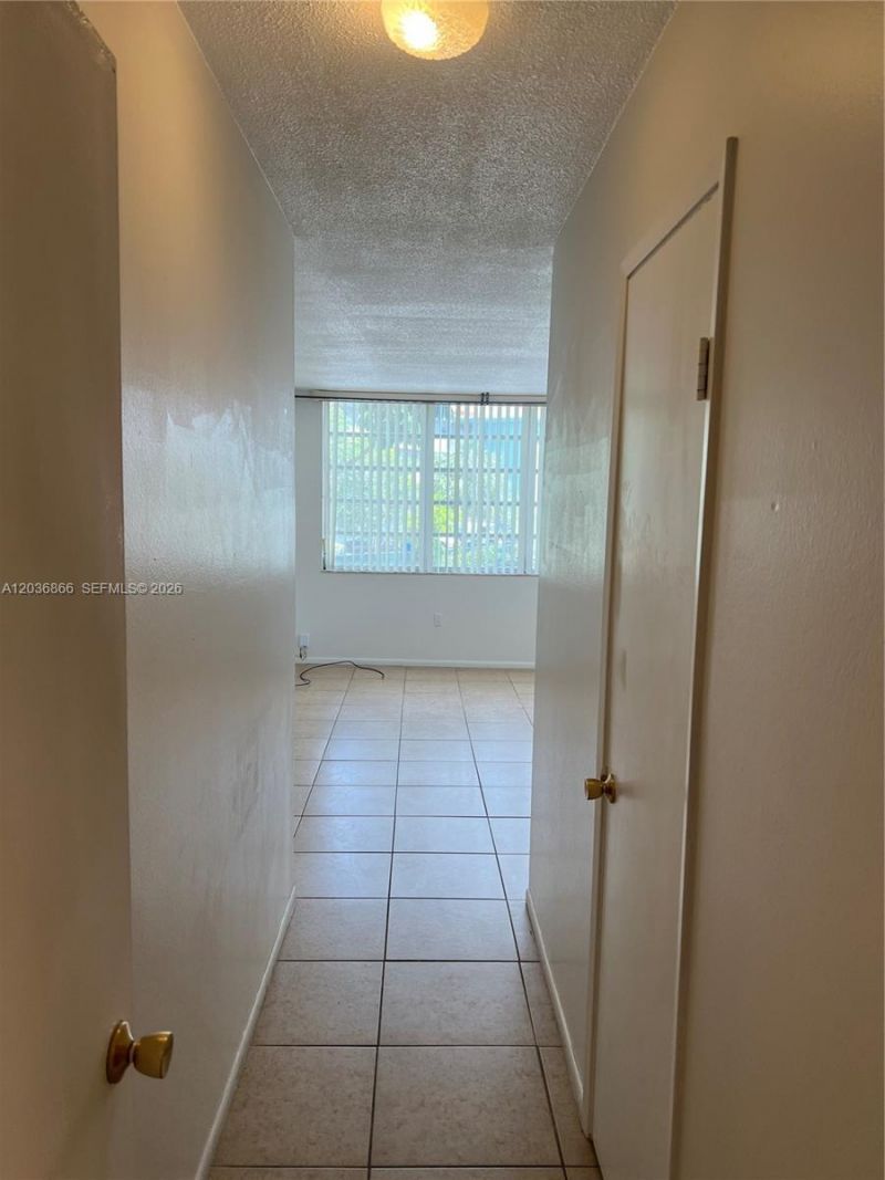 1680 NE 191st St, Unit 214-2, Miami, FL 33179 Photo