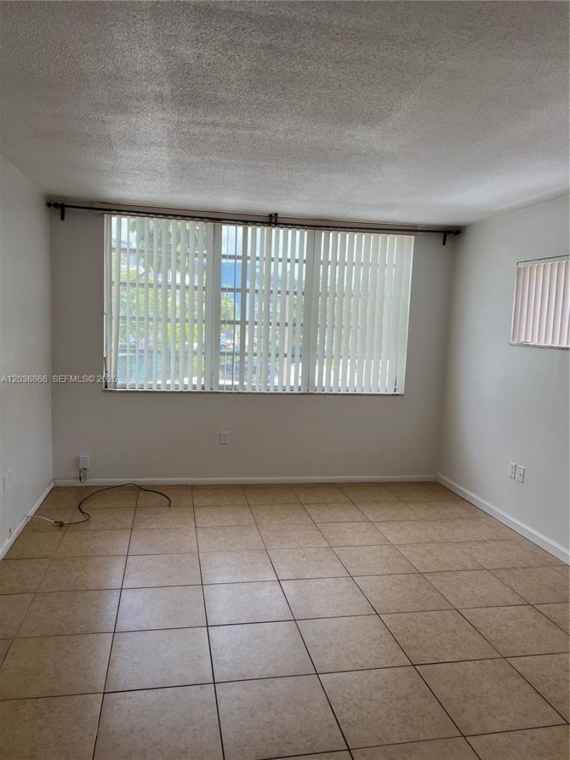 1680 NE 191st St, Unit 214-2, Miami, FL 33179 Photo