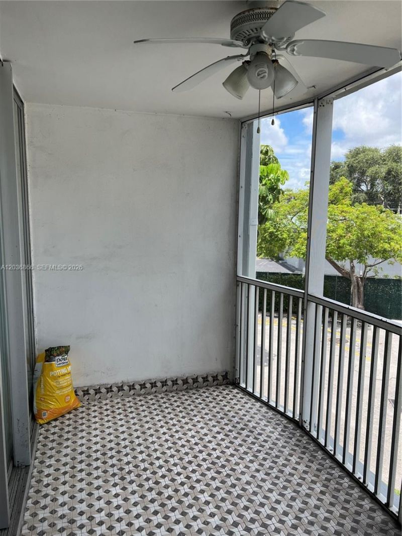 1680 NE 191st St, Unit 214-2, Miami, FL 33179 Photo