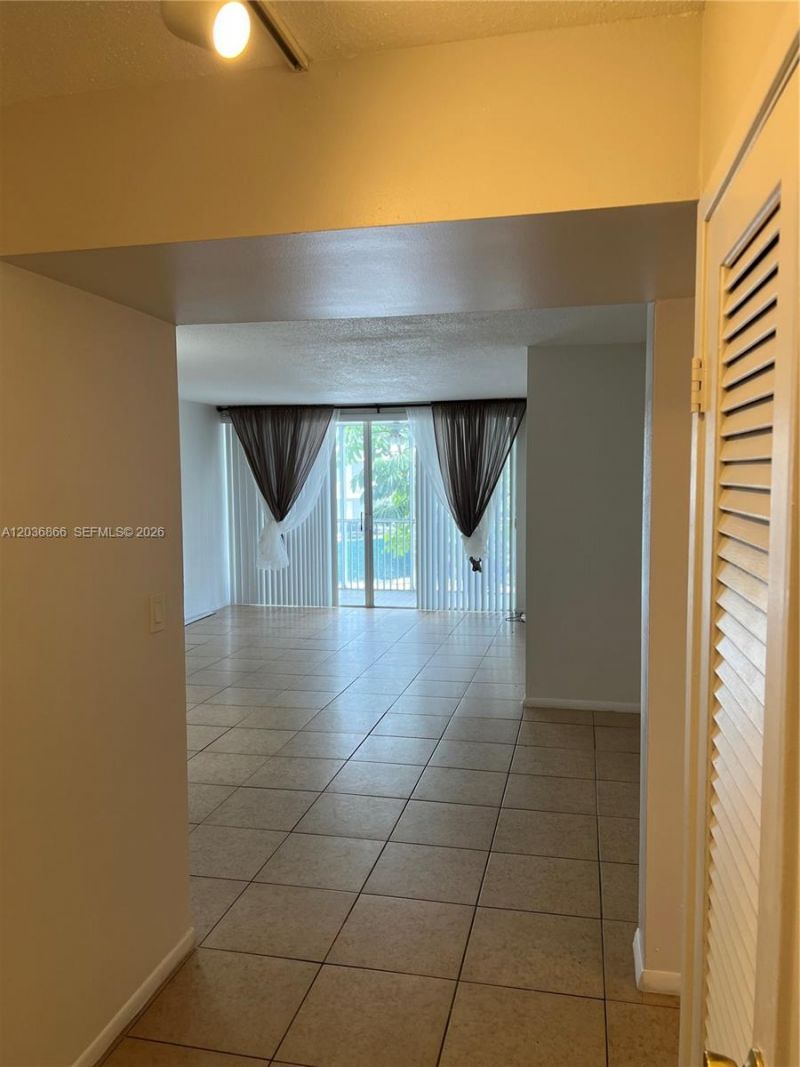 1680 NE 191st St, Unit 214-2, Miami, FL 33179 Photo