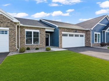 105 Cedarway Circle , Unit 411, Webster, NY 14580