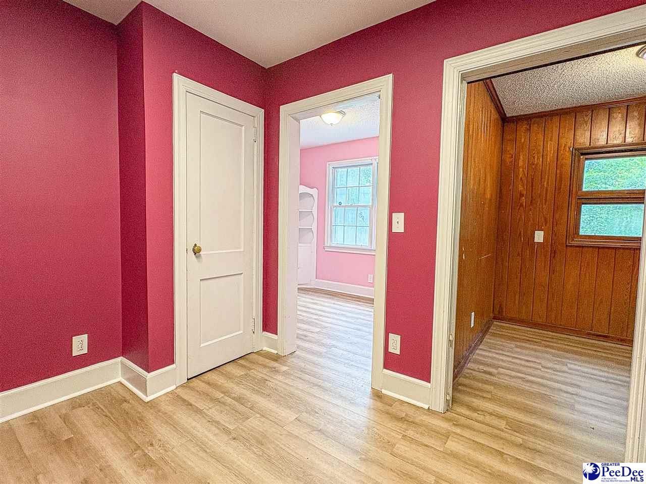 506 Taylor St Photo 13