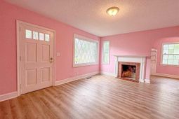 506 Taylor St photo 4