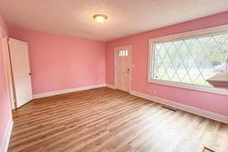 506 Taylor St photo 4