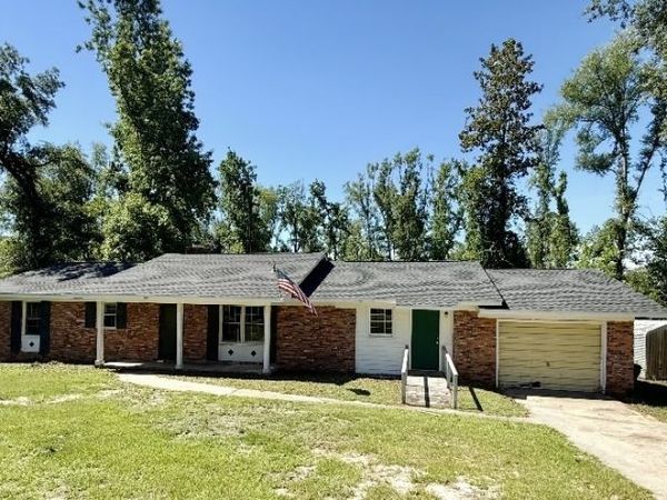 2109 Maple Dr N., Vidalia, GA 30474