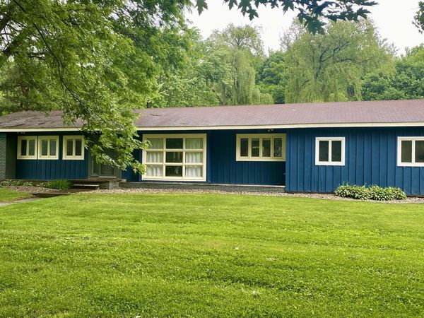641 Tracey Lane, Brighton, MI 48114